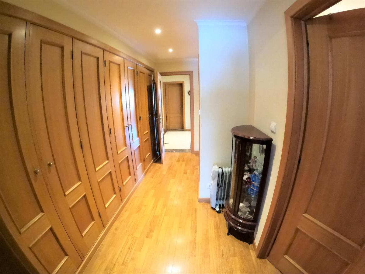Lisbon 2 Bedroom Apartment With Balcony In Algés Buitenkant foto